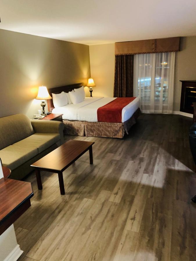Готель Ramada Plaza By Wyndham Gatineau/Manoir Du Casino Екстер'єр фото