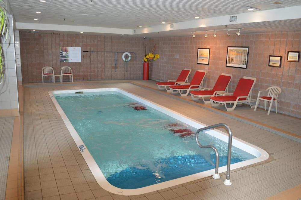 Готель Ramada Plaza By Wyndham Gatineau/Manoir Du Casino Екстер'єр фото