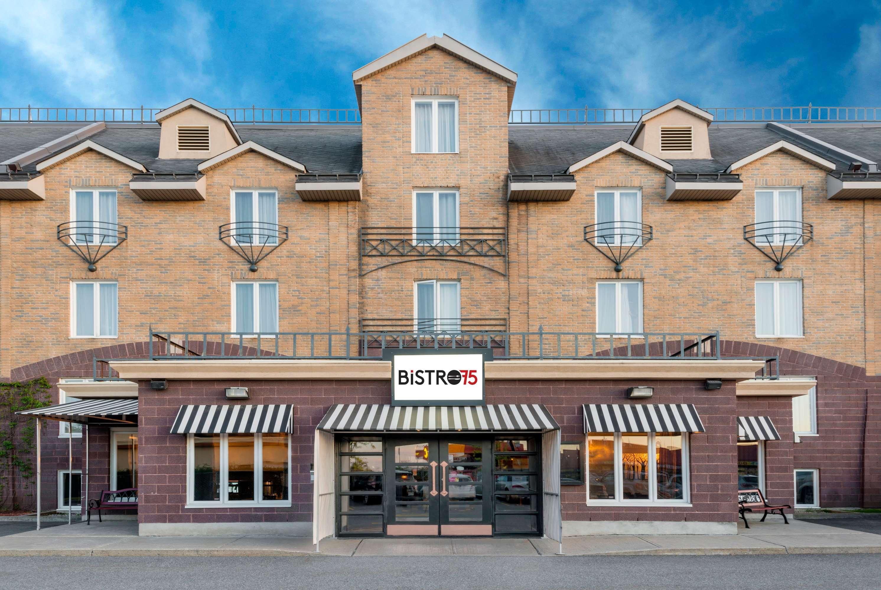 Готель Ramada Plaza By Wyndham Gatineau/Manoir Du Casino Екстер'єр фото
