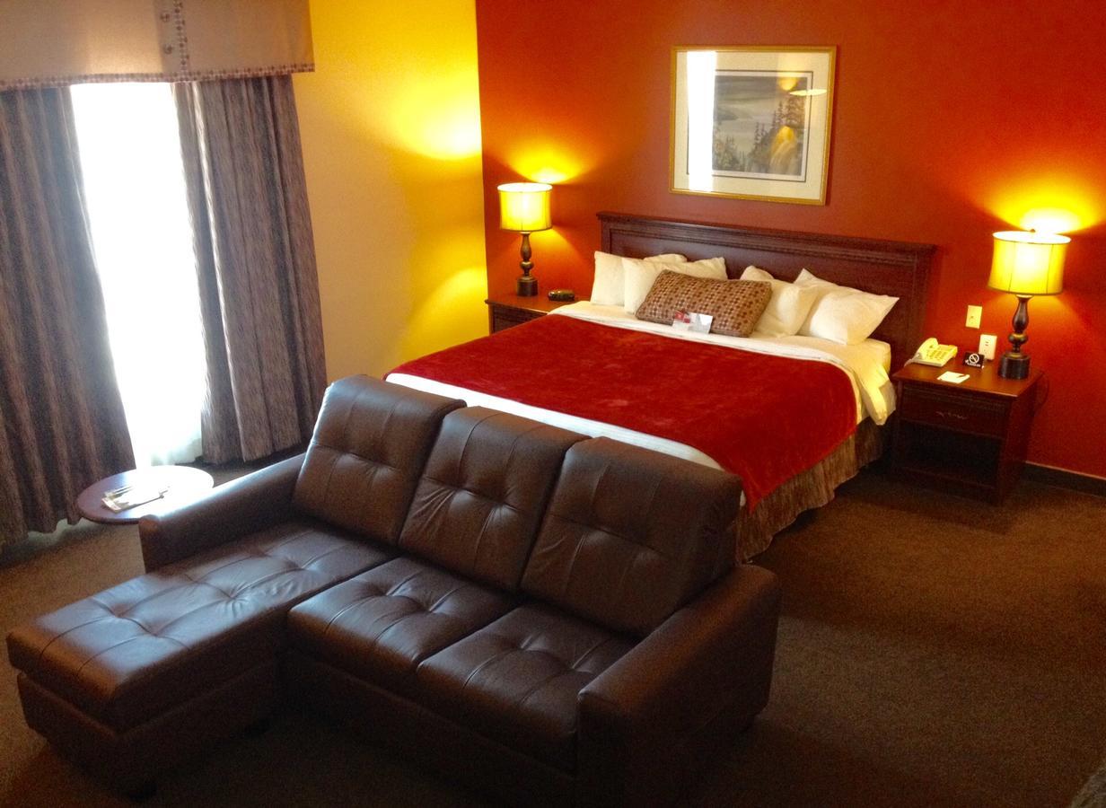 Готель Ramada Plaza By Wyndham Gatineau/Manoir Du Casino Екстер'єр фото